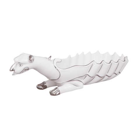 Dish with dragon